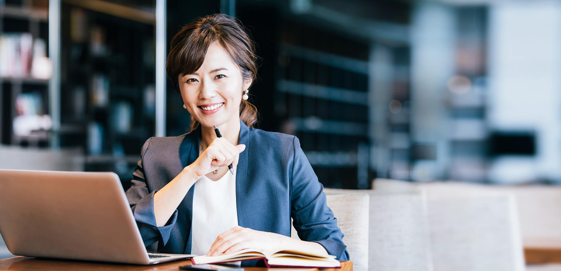 専門チームが、貴社のwebマーケティング能力向上を支援いたします